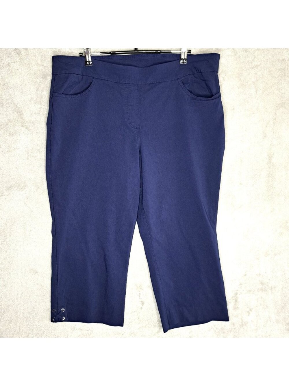 Kim Rogers Size 18 Capri Pull Up Cropped Pants Rayon blend Blue Flat Front